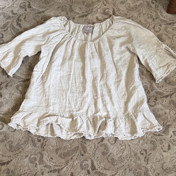 Crown Linen Designs Tops - Crown linen designs Lightweight Cream Ruffle Hem Peasant Top